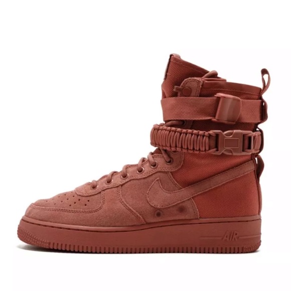 NWT Nike SF Air Force 1 Men Shoes, Dusty Peach - Picture 5 of 8